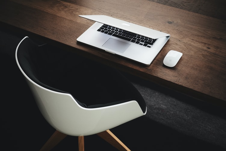 beli kpomputer vatau laptop apa yang anda lakukan