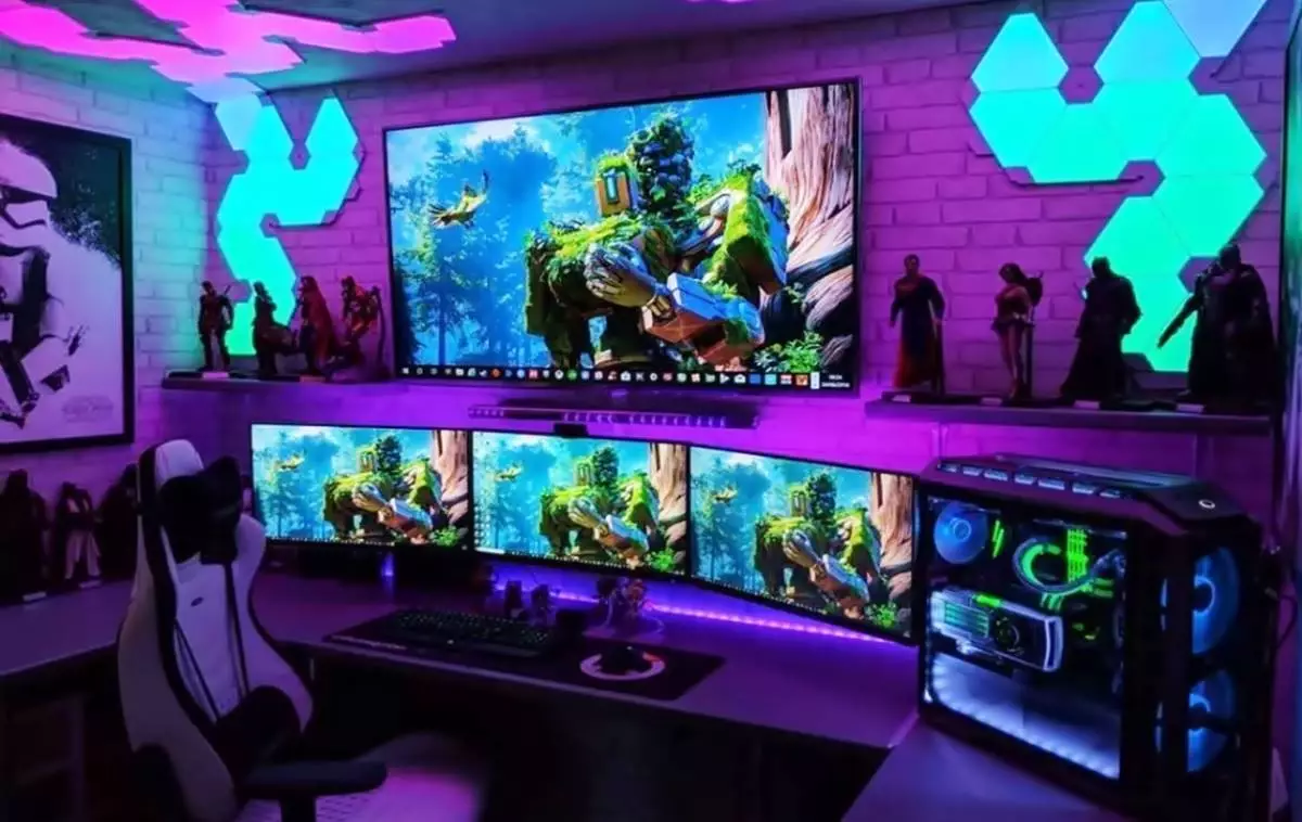 Gaming room dengan multi layar